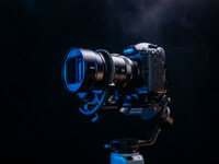 SI-SR24_Lumix-bluelight